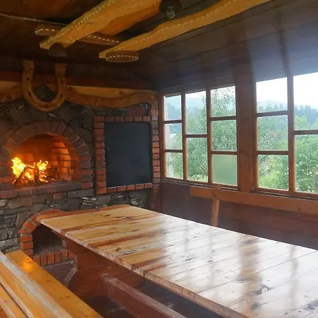 Dobryi Hutsul Nyaraló *