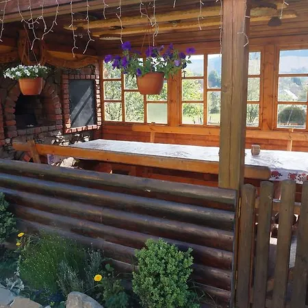 Nyaraló Dobryi Hutsul Mikulicsin