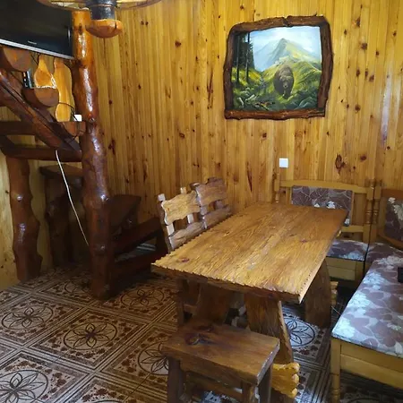 Dobryi Hutsul Mikuliczyn